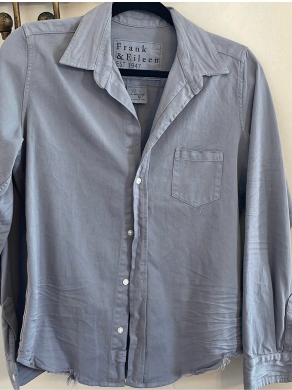 Frank & Eileen Women’s Barry Distressed Button-Down Shirt, Bluegray, Sz S, EUC